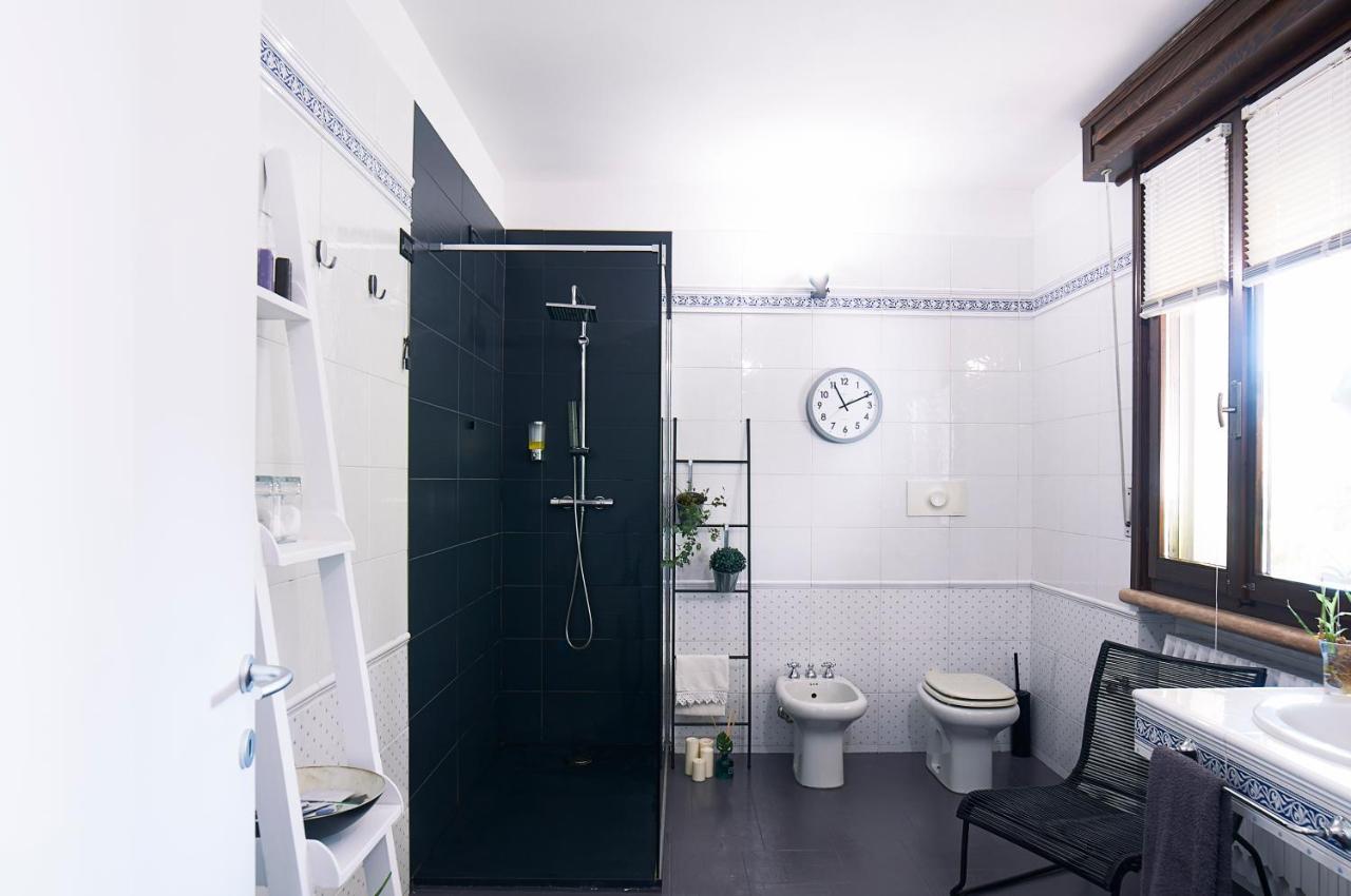 A Casa Mia Bed and Breakfast Bagnolo San Vito Exteriör bild
